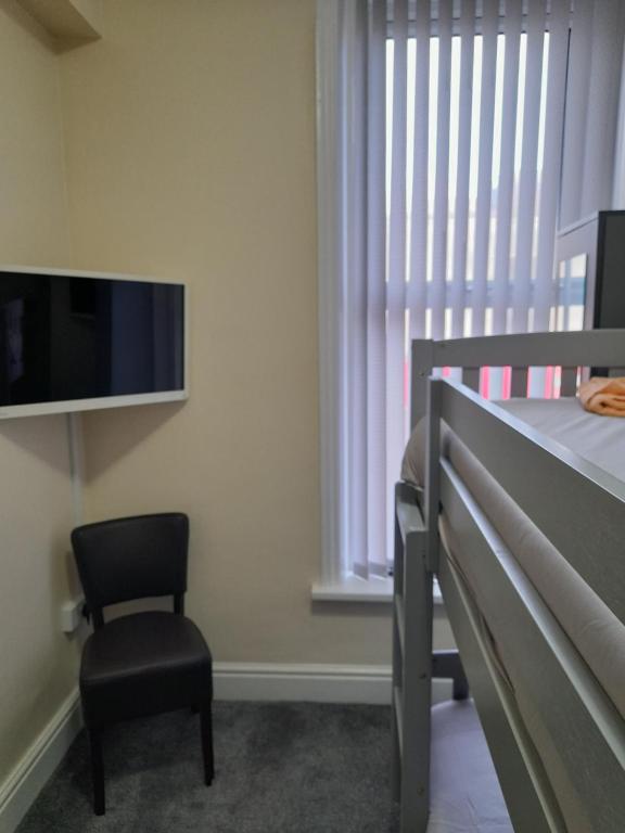 NIRO's Hotel room 4